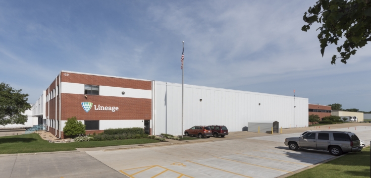 Exterior photo of Lineage's Batavia facility