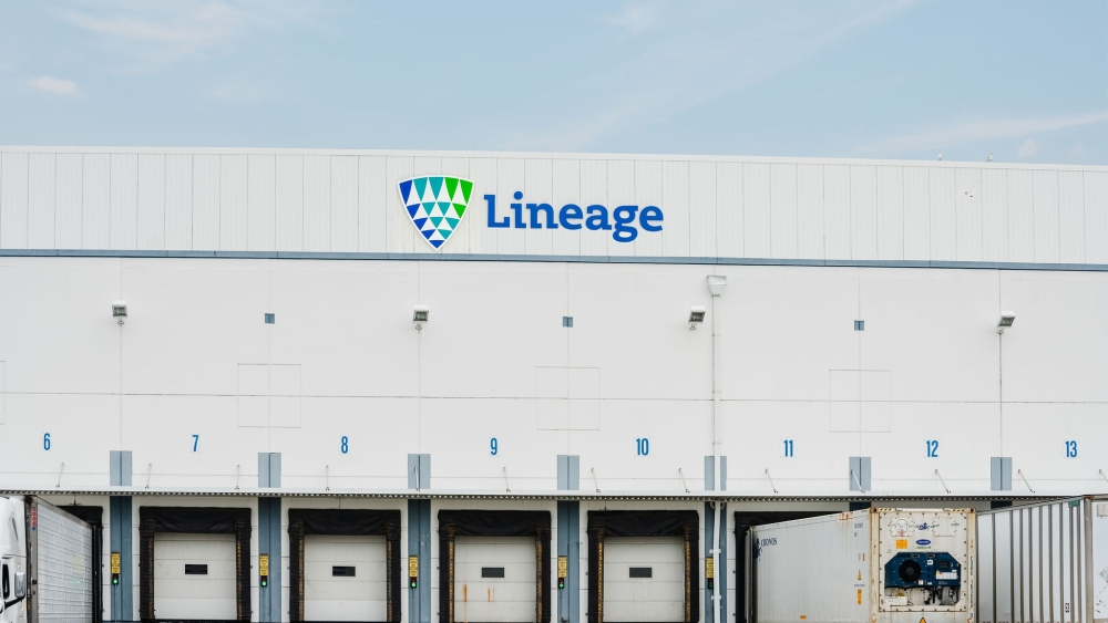 Exterior of Lineage warehouse loading docks with trucks