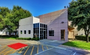 Photo of main entrance to Fort Worth - Will Rogers facility